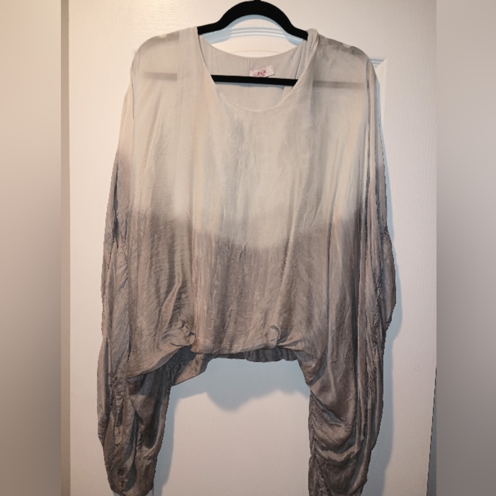 Scandal made in Italy Flow Top/Blouse